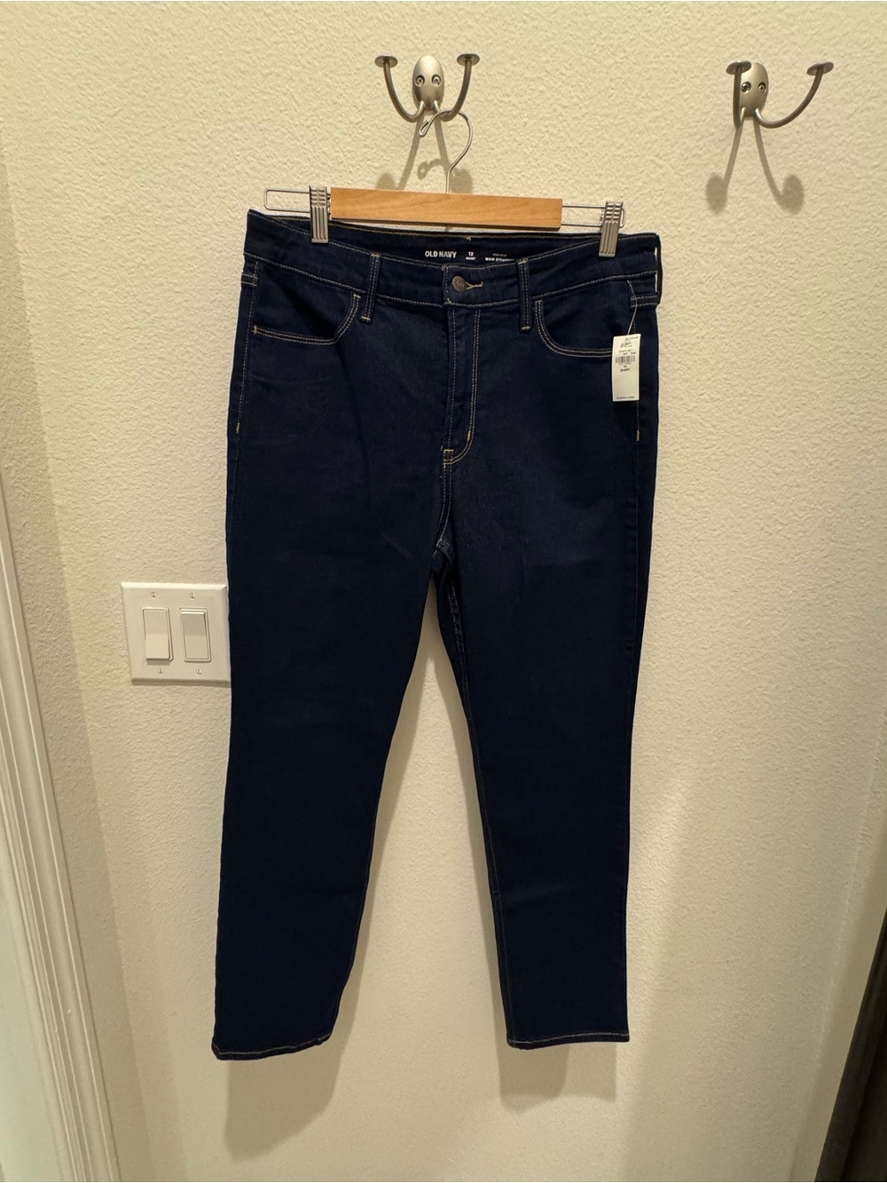Old Navy Women's Navy High Rise Wow Straight Jeans